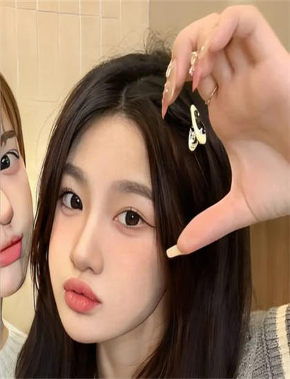 《彩虹的重力》评价对比史诗级的：专业影评与观众口碑差异